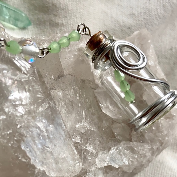 ⚡️ HANDMADE AVENTURINE ESSENTIAL OIL ROSARY ⚡️ - Picture 5 of 7